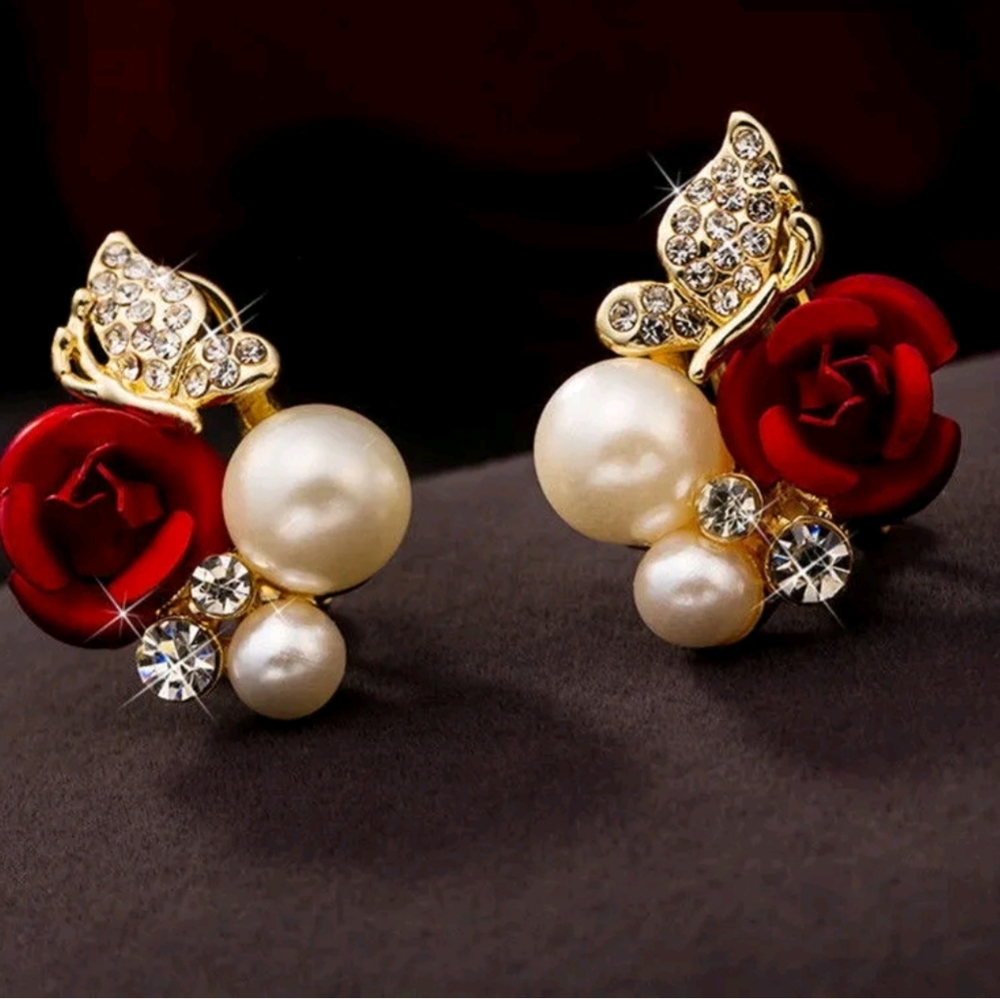 NWT Stud hook earrings